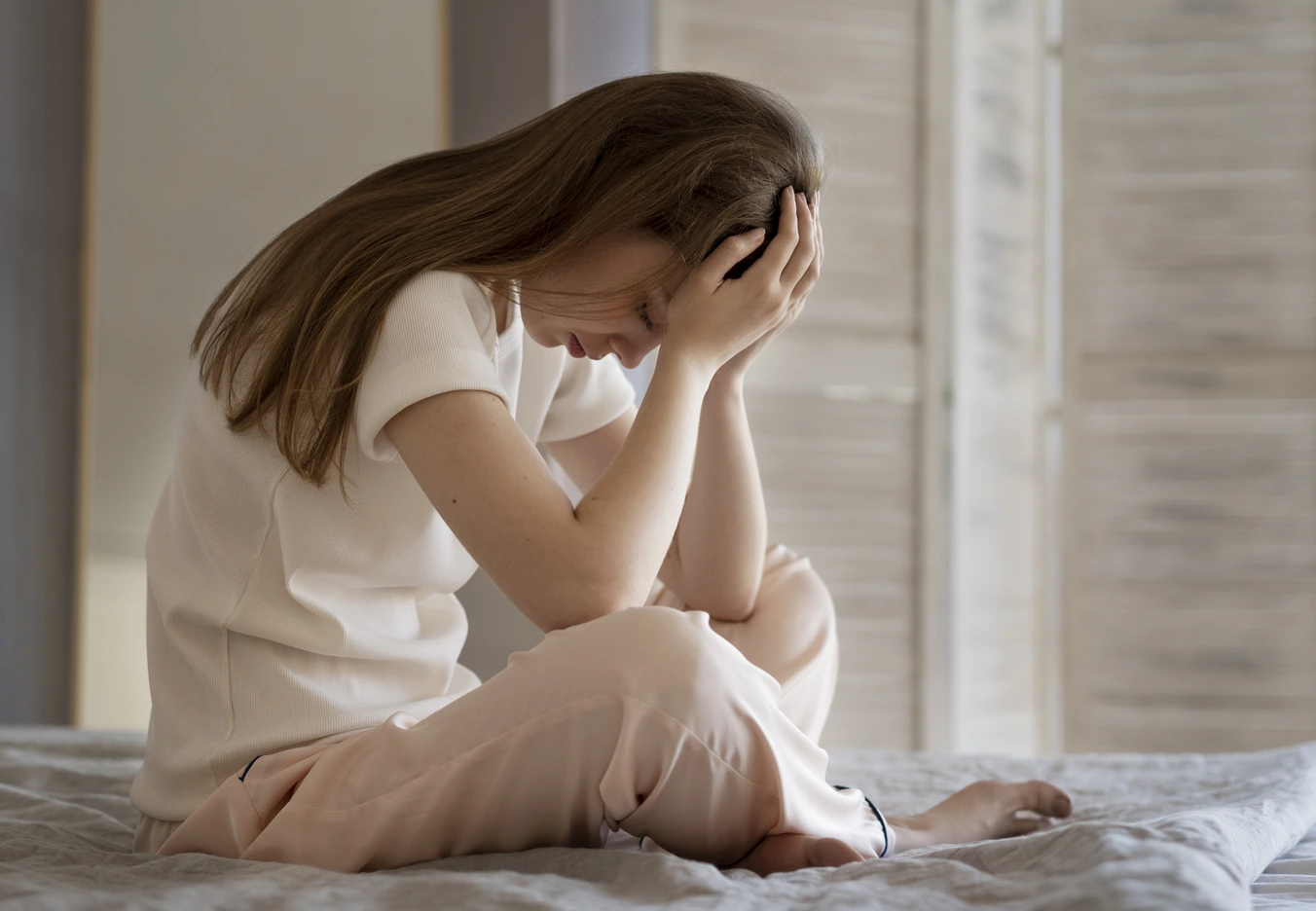 anxios woman depressed